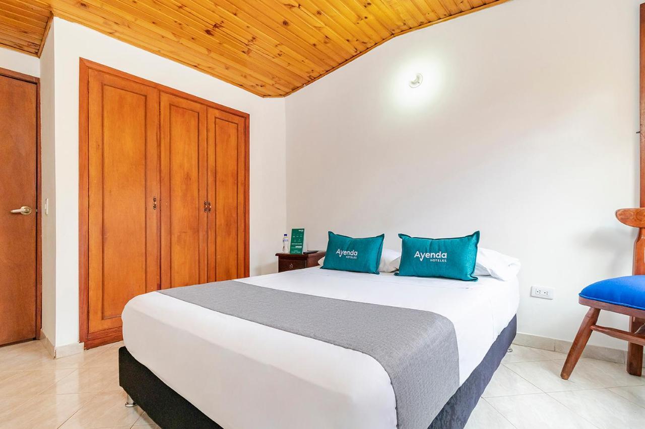 Ayenda Hotel Casona Santa Rosa Chía エクステリア 写真