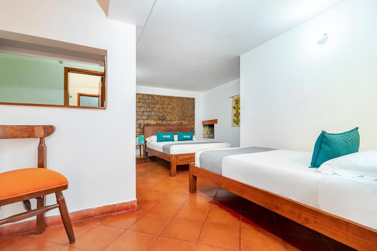 Ayenda Hotel Casona Santa Rosa Chía エクステリア 写真