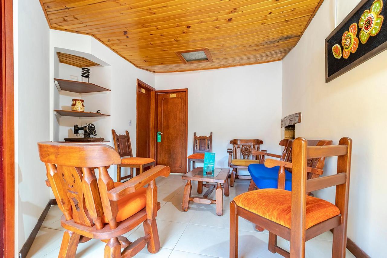 Ayenda Hotel Casona Santa Rosa Chía エクステリア 写真